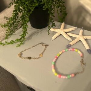 (NEW!) 2pc of 1 bracelet and anklet. Pastel/coastal gold. 💫🌸